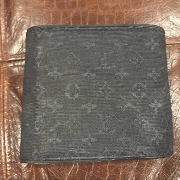 RARE🦄Authentic Navy Denim Louis Vuitton Monogram Wallet - Picture 5 of 11